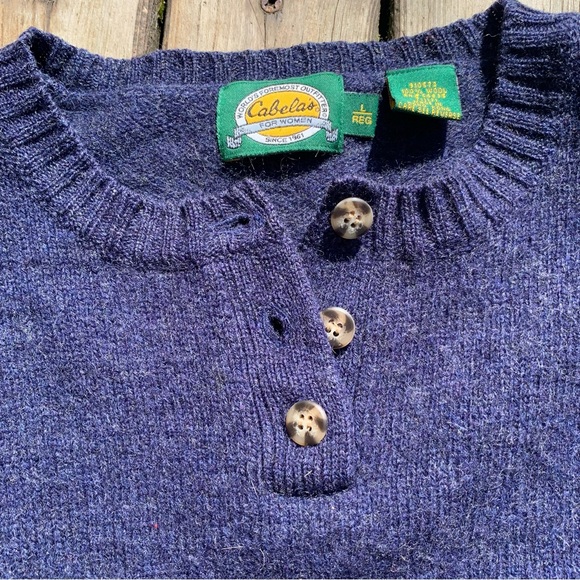 Cabela’s women’s wool sweater - Picture 3 of 7